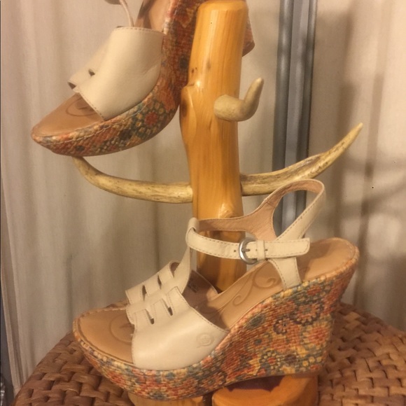 Born Rebecka Cream, Floral print wedge heels. - Picture 7 of 9